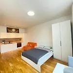 Cosy Apartment On Charles Square